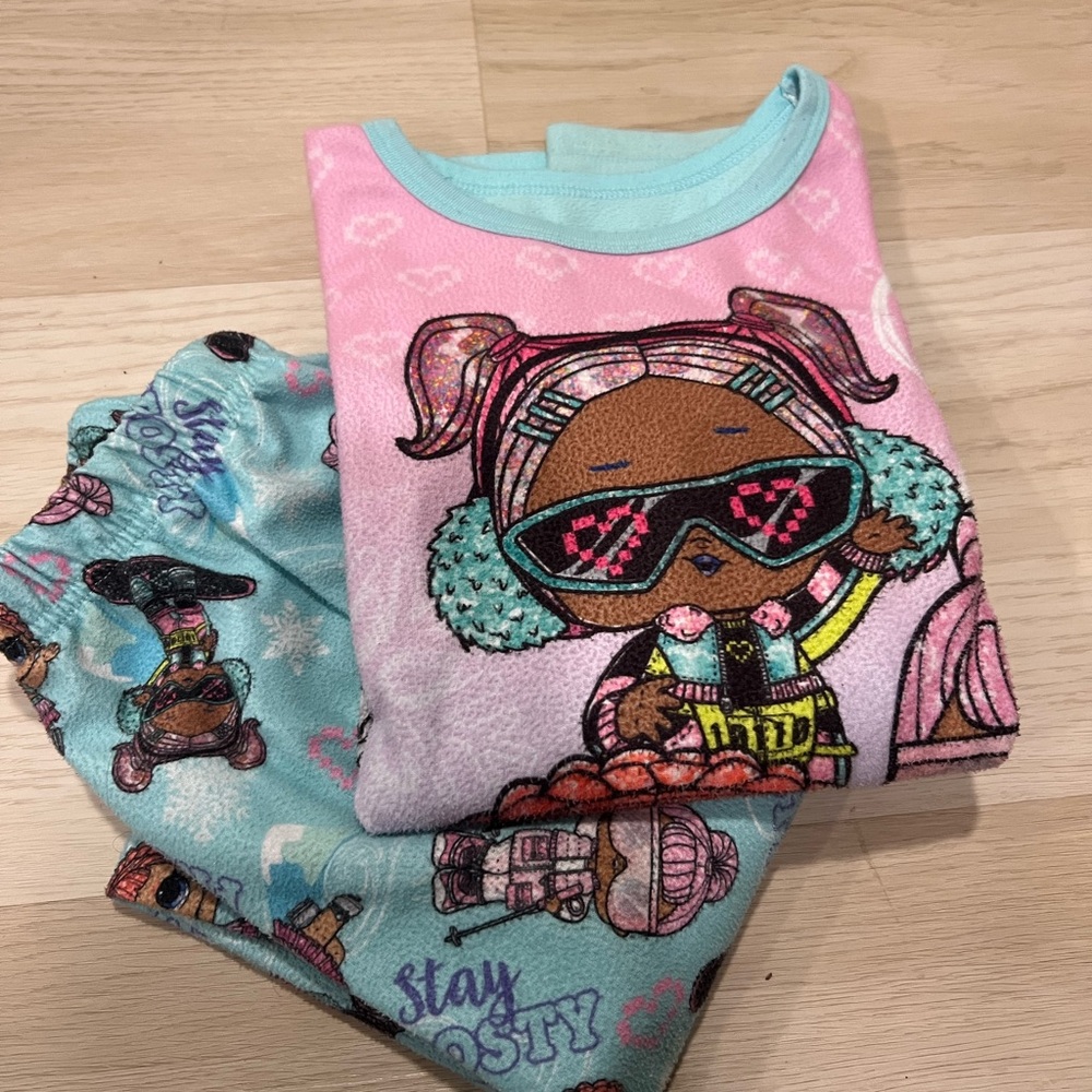 Girls LOL themed pajamas size large 10/12